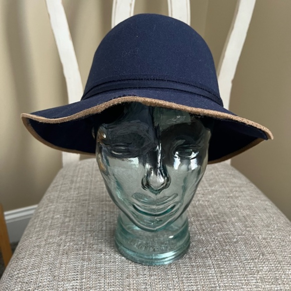 Indigo Soul Navy Blue & Taupe Felt‎ Cloche Bucket Hat OS